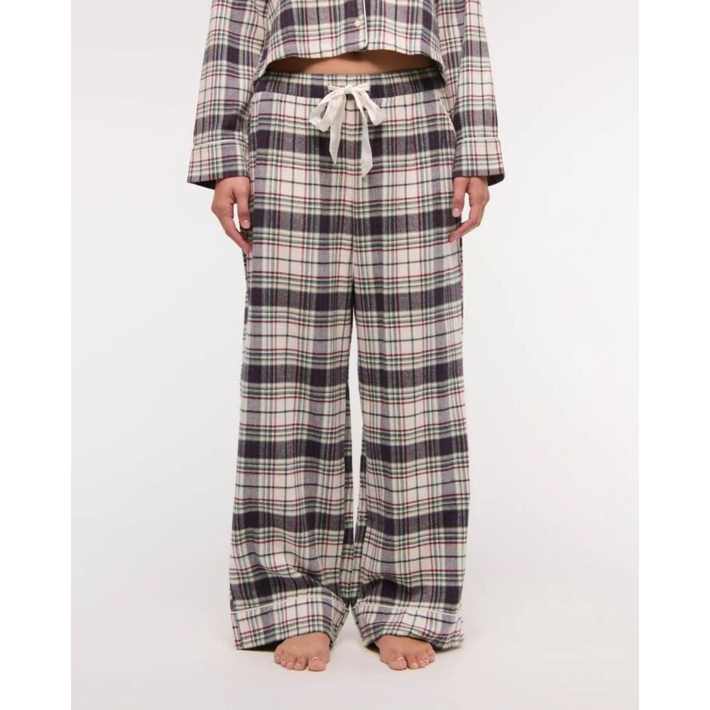 Abercrombie & Fitch Sleepwear Blue and White Plaid Flannel Pajama Bottoms size M